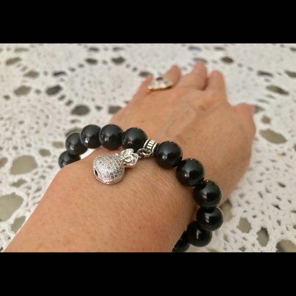 Handmade Genuine Black Onyx Natural Stone Bracelet - Picture 5 of 6